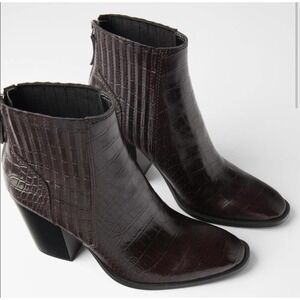 ZARA EMBOSSED Animal Print Ankle Boots 8
